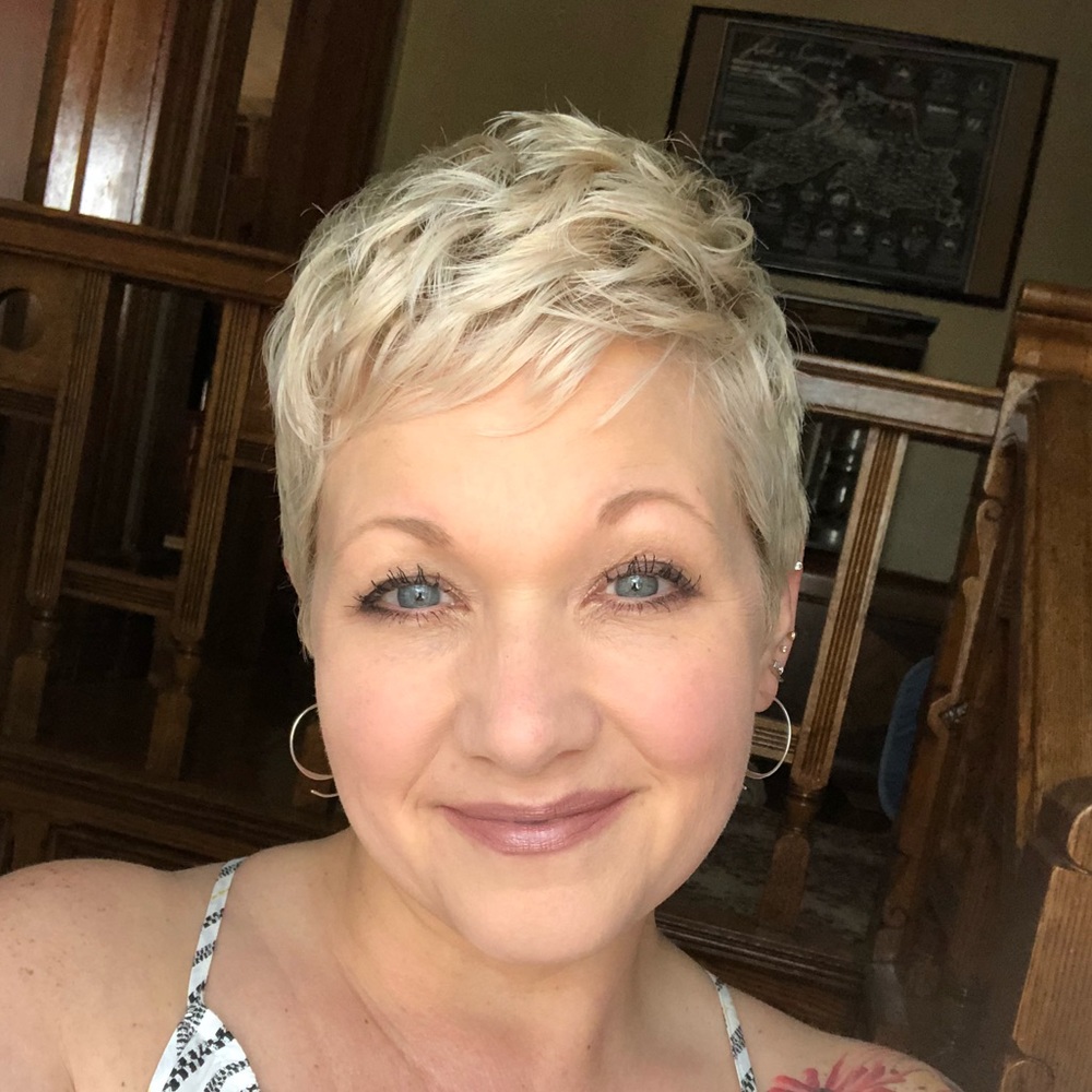 Meet your Posher, Kelli